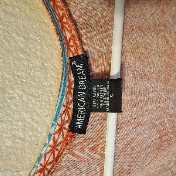 Tee - Picture 2 of 3